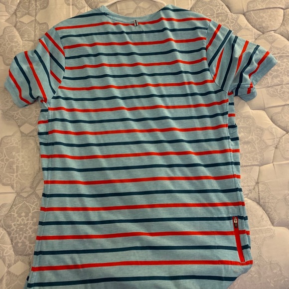 Nike T-shirt - Picture 2 of 3